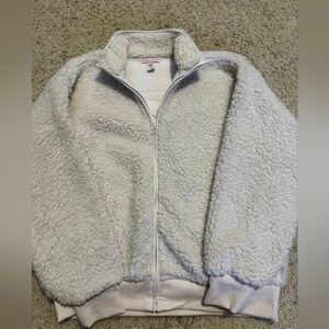 white sherpa cropped zip up